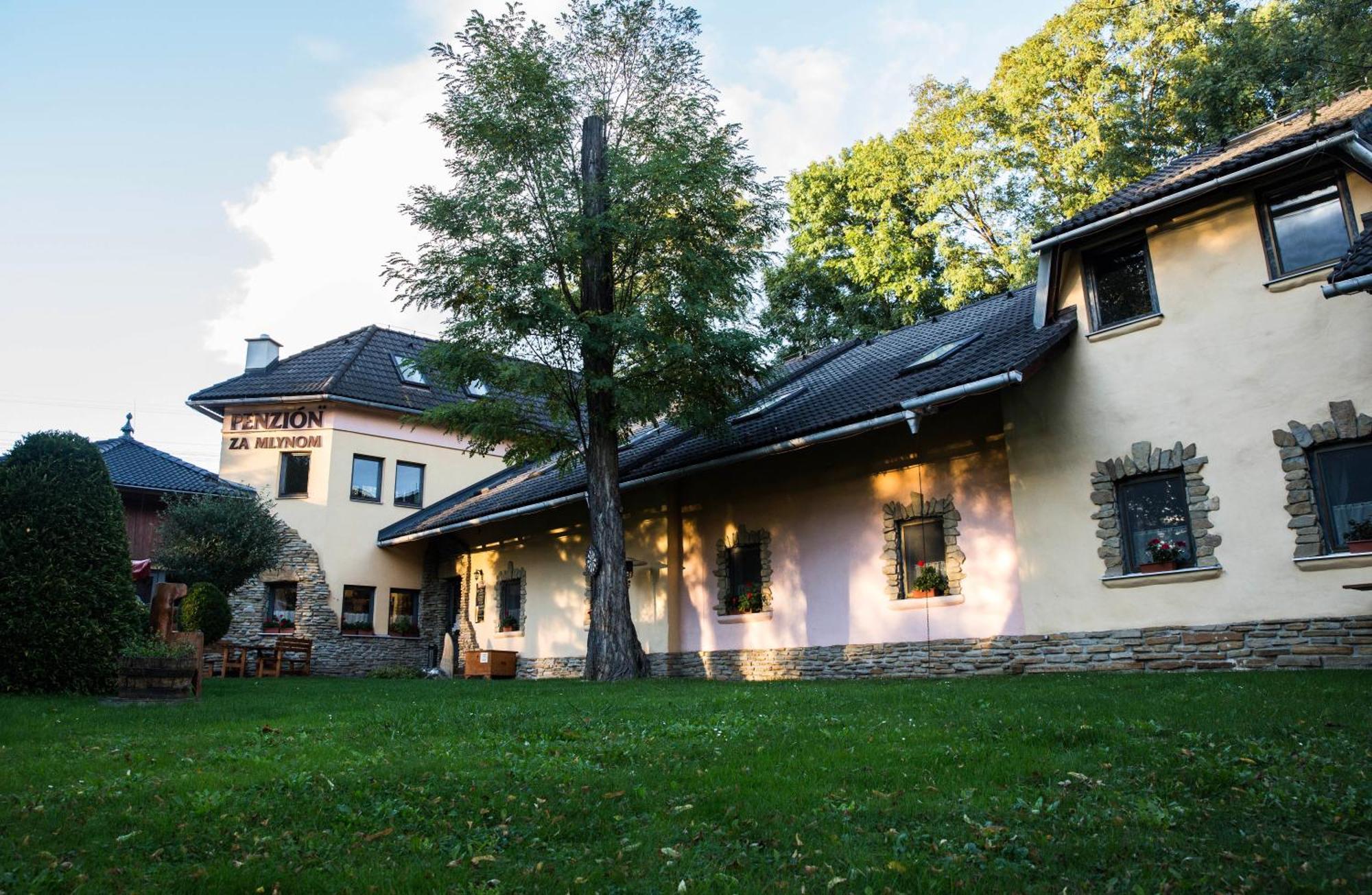 Penzion Za Mlynom Liptovská Teplá Exterior foto
